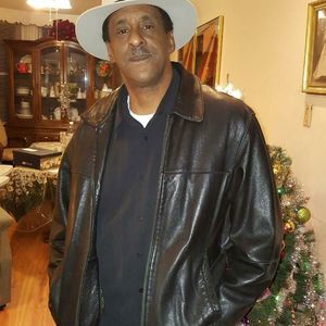 Meet your Posher, Carl